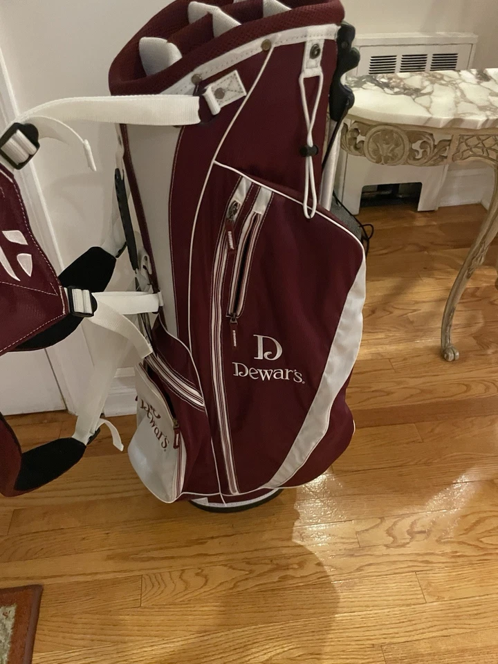 TaylorMade X Dewar’s Six Way Stand Bag Brand New With Tags Burgundy + White - Image 4 of 4