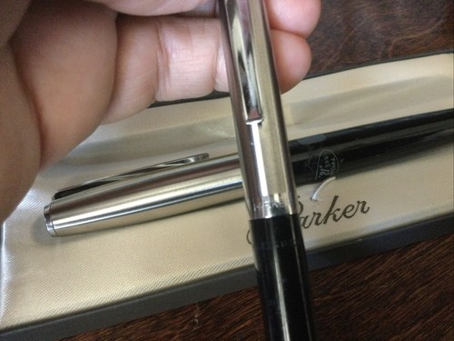 Parker VTG “21”595 SpeciaL Fountain And Ball Point Pen Set Chrome/Black - Picture 16 of 18