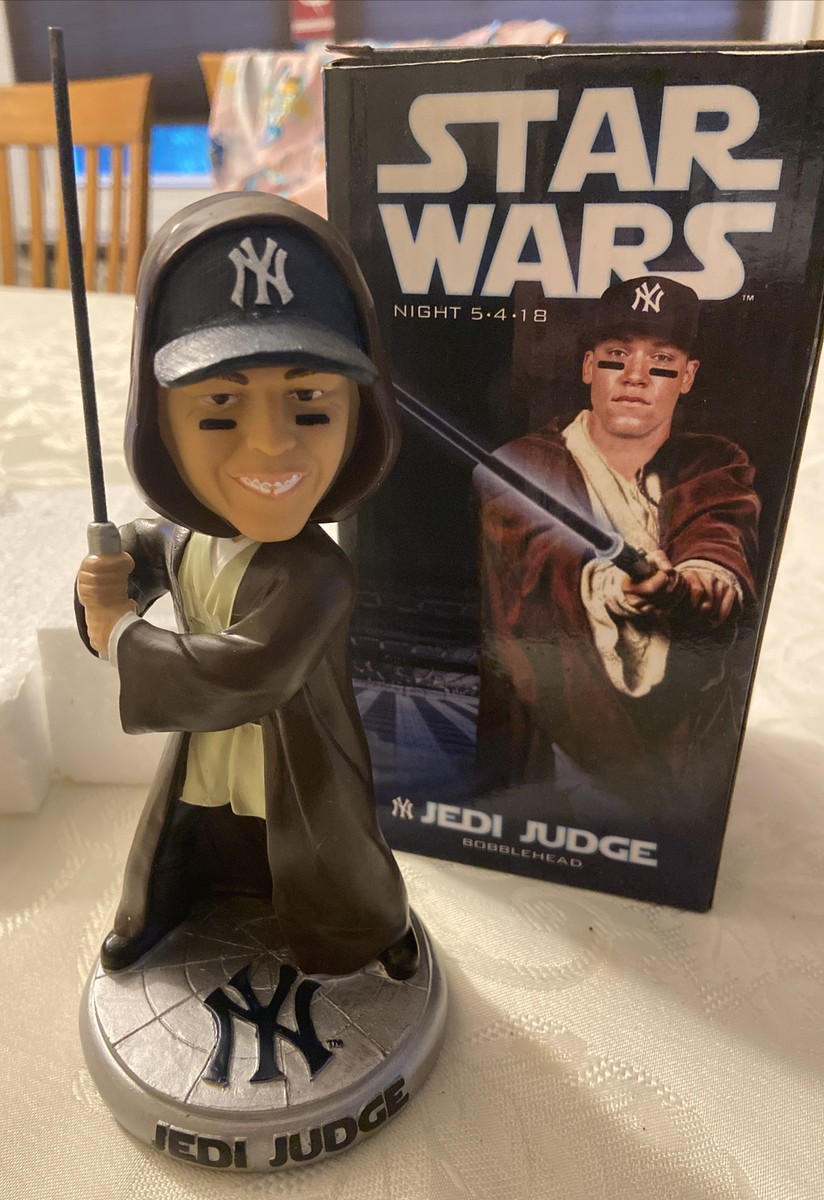 スター・ウォーズ JEDI JUDGE ボブルヘッド・フィギュア（ヤンキース） スター・ウォーズ JEDI JUDGE ボブルヘッド・フィギュア