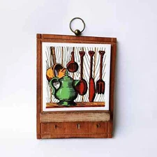Kitchen Trivet Rack 3 Hook Coffee Pot Spoons Fork Knife Wooden Key Ring Holder