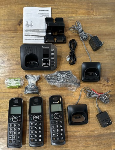 Panasonic KX-TG3833 3-Handset Cordless Phone System w/Answering System (No Box)