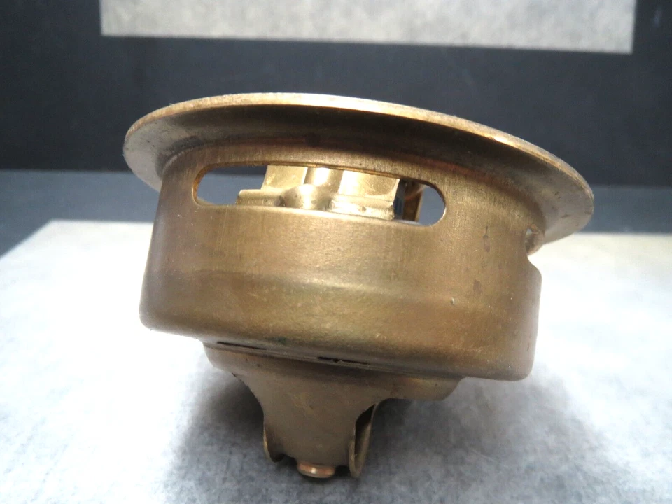 Thermostat for 1981-1992 Toyota Land Cruiser 4.2L-L6 - Made in Japan Ships Fast! - Imagem 4 de 4