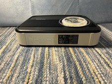 Goodmans Retro Portable Analogue Radio Black/Cream with Carry Handle