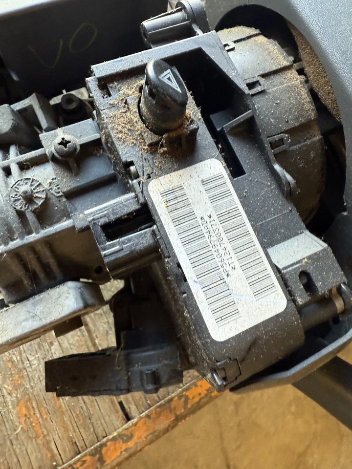 Dodge Ram 2500 3500 2007,5-2009 columna de dirección P05057434AB transmisión automática OEM Foto 4 de 4