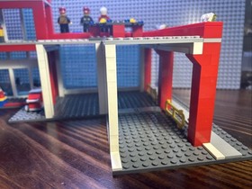 LEGO #60004 City - Fire Station (2013) 98% Complete No manual or box, READ