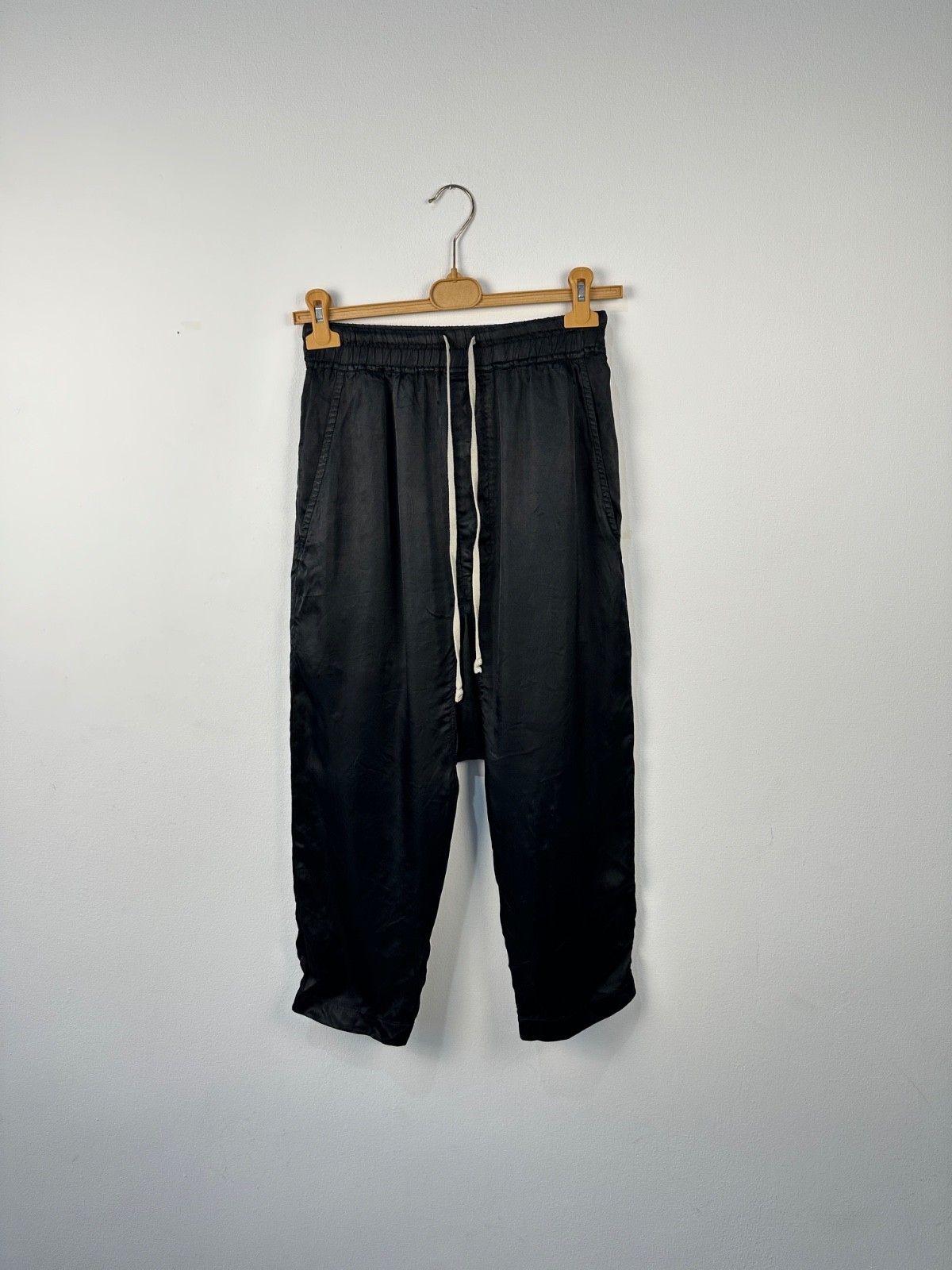 Rick Owens F/W 21 RU02A5381-O Men's Cropped Drawstring Pants Black Cupro US 36