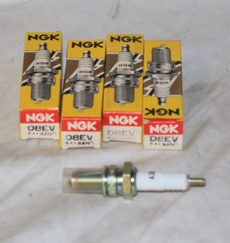 NEW NGK Spark Plugs D8EV Lot of  4