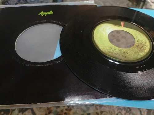 The Beatles - Slow Down / Matchbox - Apple 45rpm Vinyl Single With Apple Sleeve