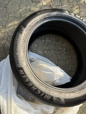 Michelin Pilot Sport 4 SUV 275/45 R20 110V XL VOL