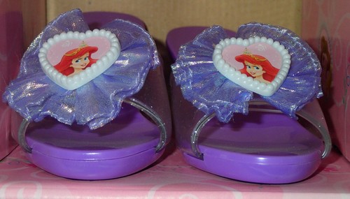 NEW GIRLS OSFM PLASTIC DISNEY PRINCESS 