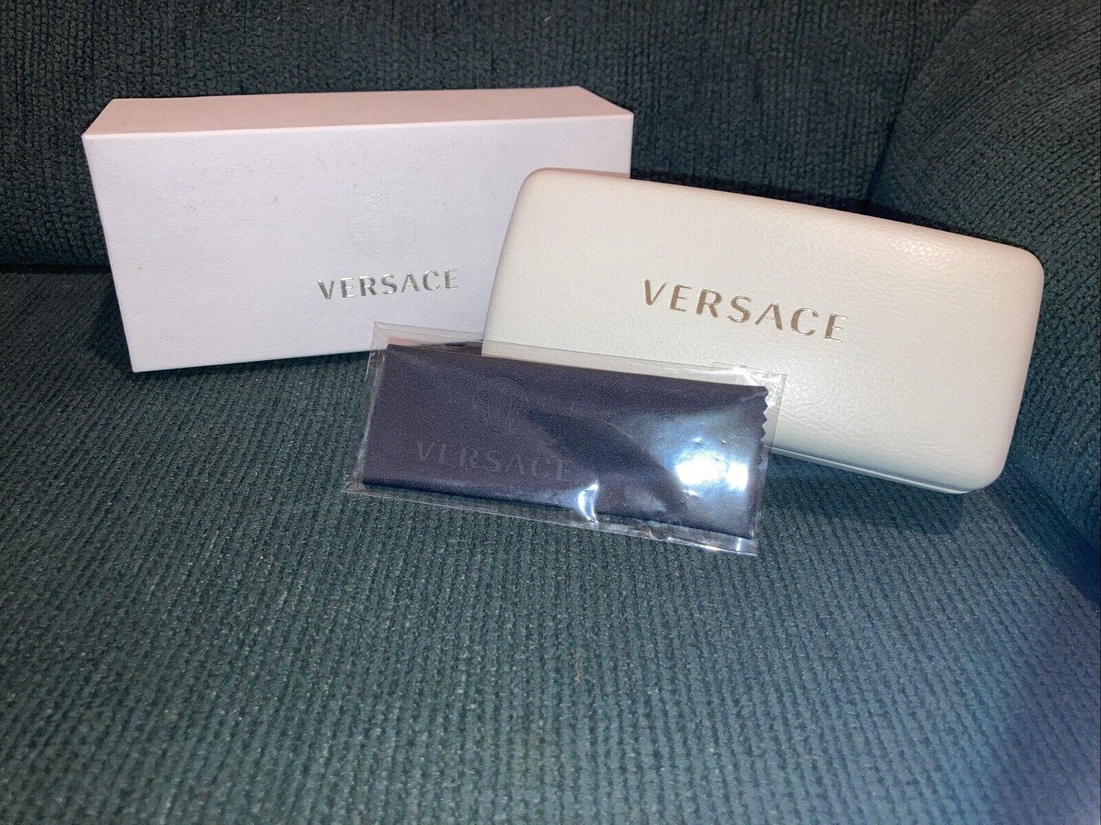 Picture 1 of 8