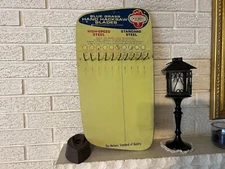 Original Antique Vintage Belknap Blue Grass Hacksaw Blades Advertising Rack