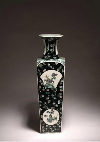 Rare Chinese Qing Dynasty (Kangxi Period) Famille Noire Porcelain Vase - Picture 3 of 16