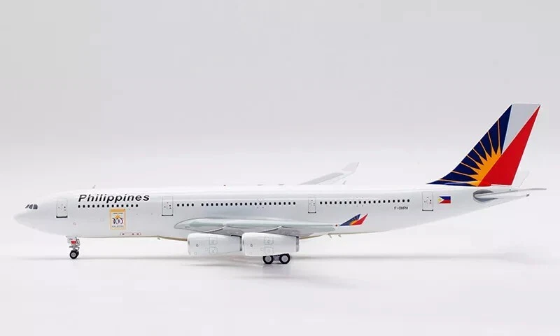 Philippines Airlines / Airbus A340-200 / F-OHPH / IF342PR1024R / 1:200 *ÚLTIMAS PIEZAS Foto 4 de 4