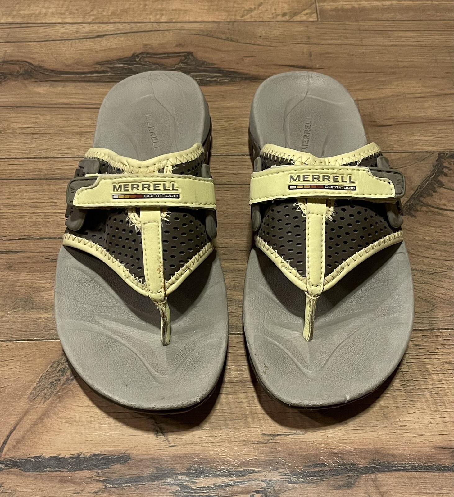 Sandali infradito Merrell perizoma giallo e marrone ~ J81044 ~ taglia 6