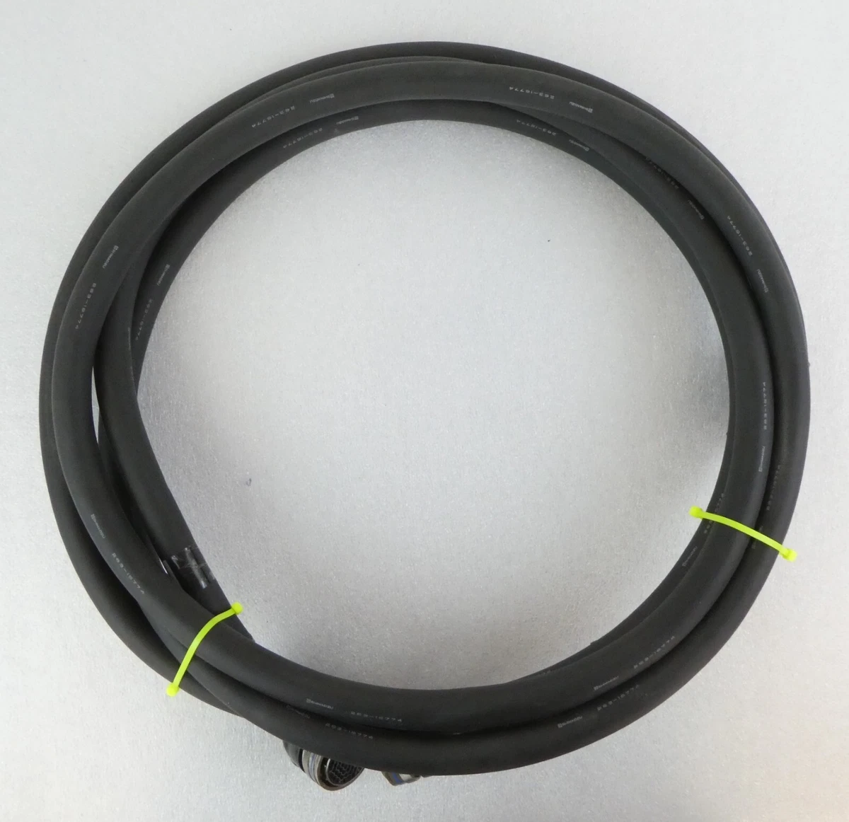 Shimadzu 263 16877 52V1 Turbomolecular Pump Control Cable 16 Foot