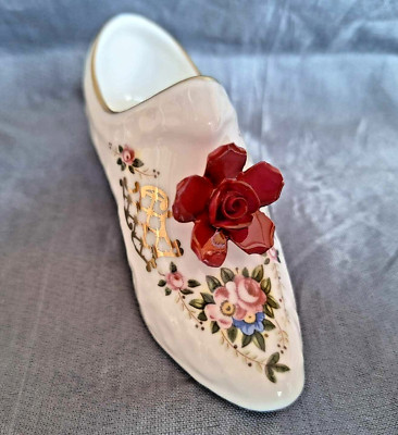 Vintage 1994. Aynsley by Compton & Woodhouse. Rote Rose. Miniaturschuh. Bone China.