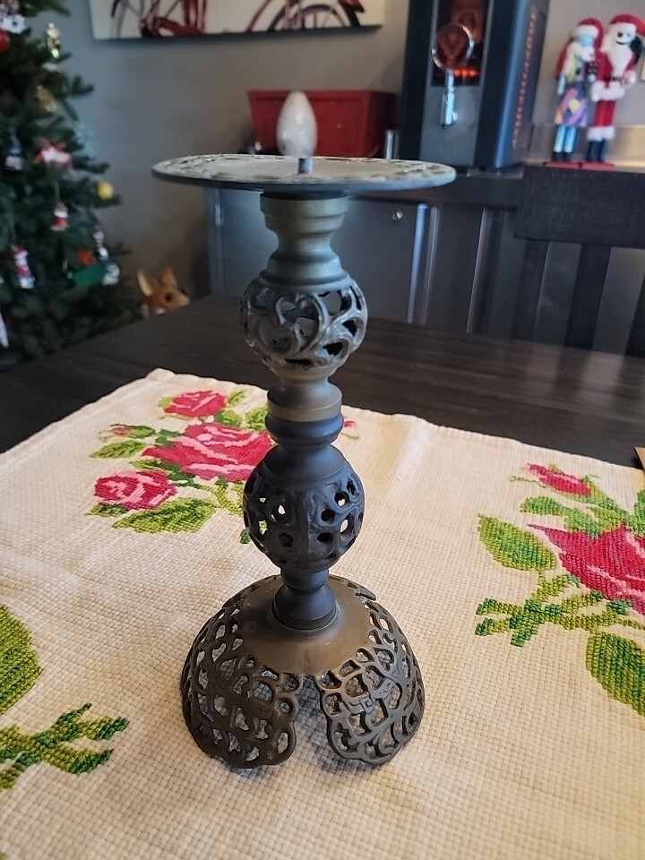 Picture 4 of 16