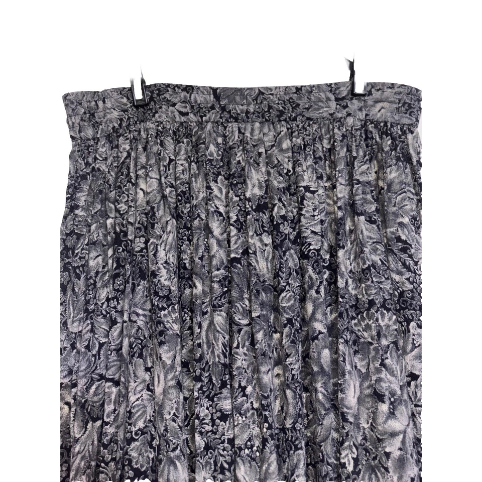 Jones New York 复古 90 年代绿色花卉 A 字长裙 100% 人造丝打褶 1990 年代 — 第 3/4 张图片