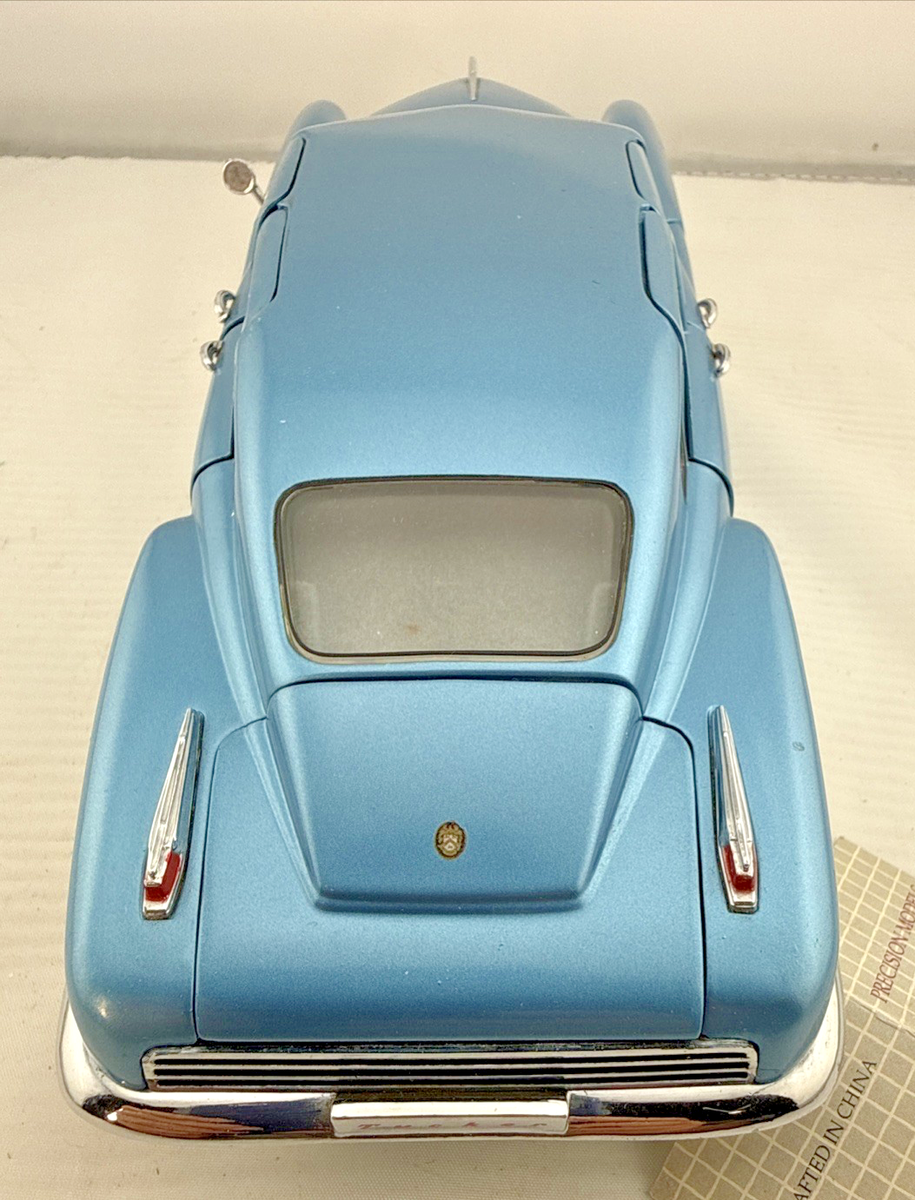 1948 Tucker Franklin Mint 1:24 Precision Die-Cast w/ Case – Light