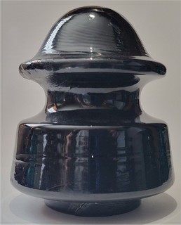 VERY RARE CD 164.4 [010] NO NAME (FRY GLASS) BLACK GLASS INSULATOR
