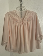 Vintage Shadowline nylon pj top Women's Large soft peach lace accent EUC