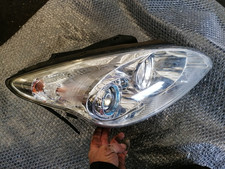 Hyundai i30 92102-2LXXX  Scheinwerfer  Rechts