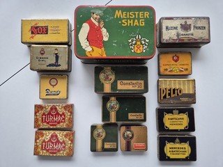 Konvolut 15 Zigarettenblechdosen Manoli Batschari Turmac Constantin Kosmos u.a.