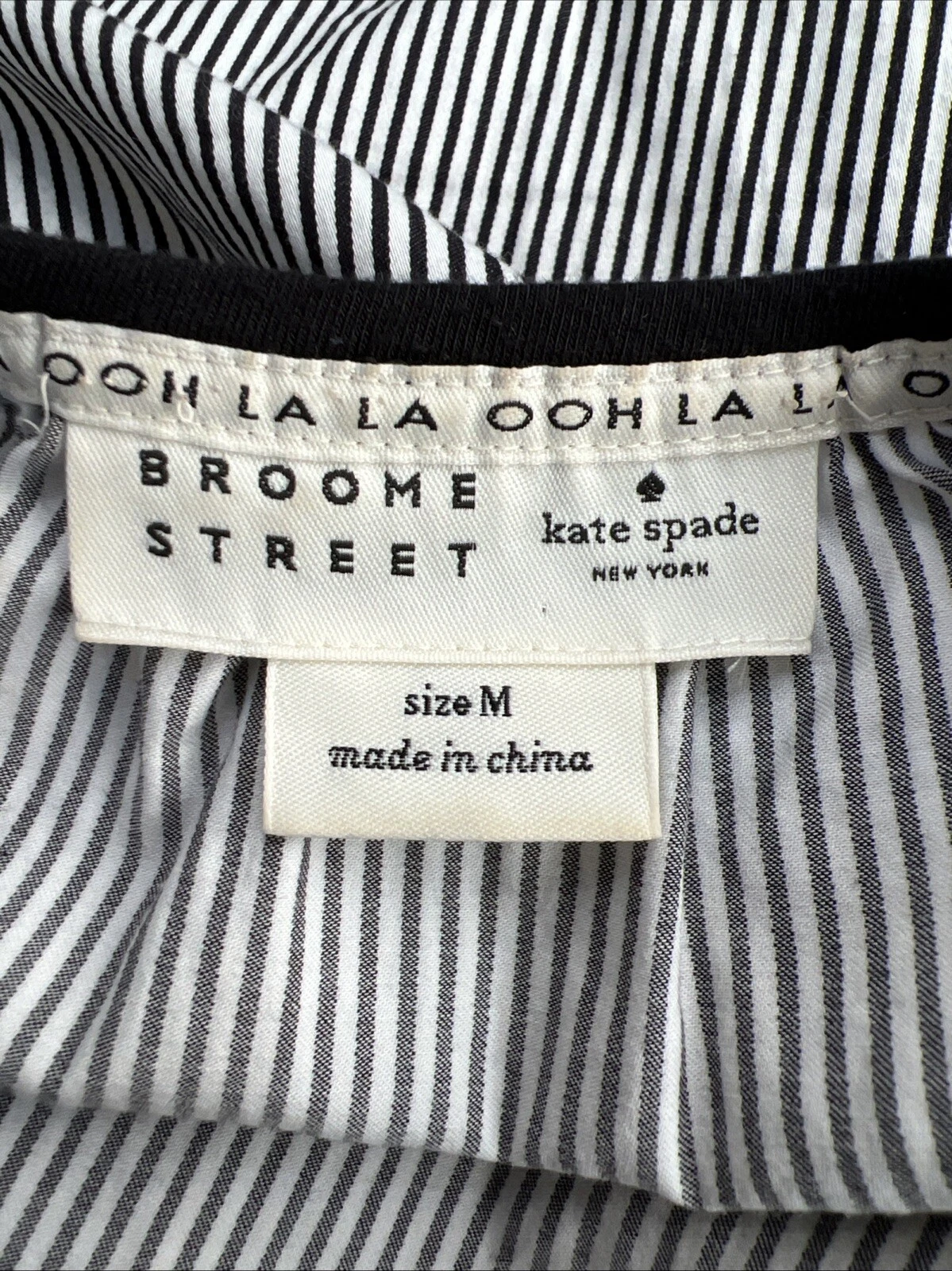 Maglione pullover Kate Spade Broome Street nero taglia media a righe schiena con volant