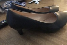 Black Heels sz 6/7