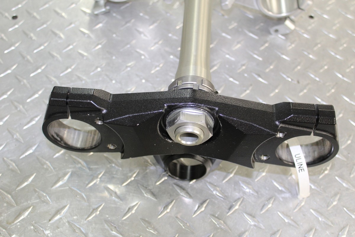 2010 KAWASAKI NINJA ZX14 ZX1400 FRONT FORKS CLAMP TRIPLE TREE STEM