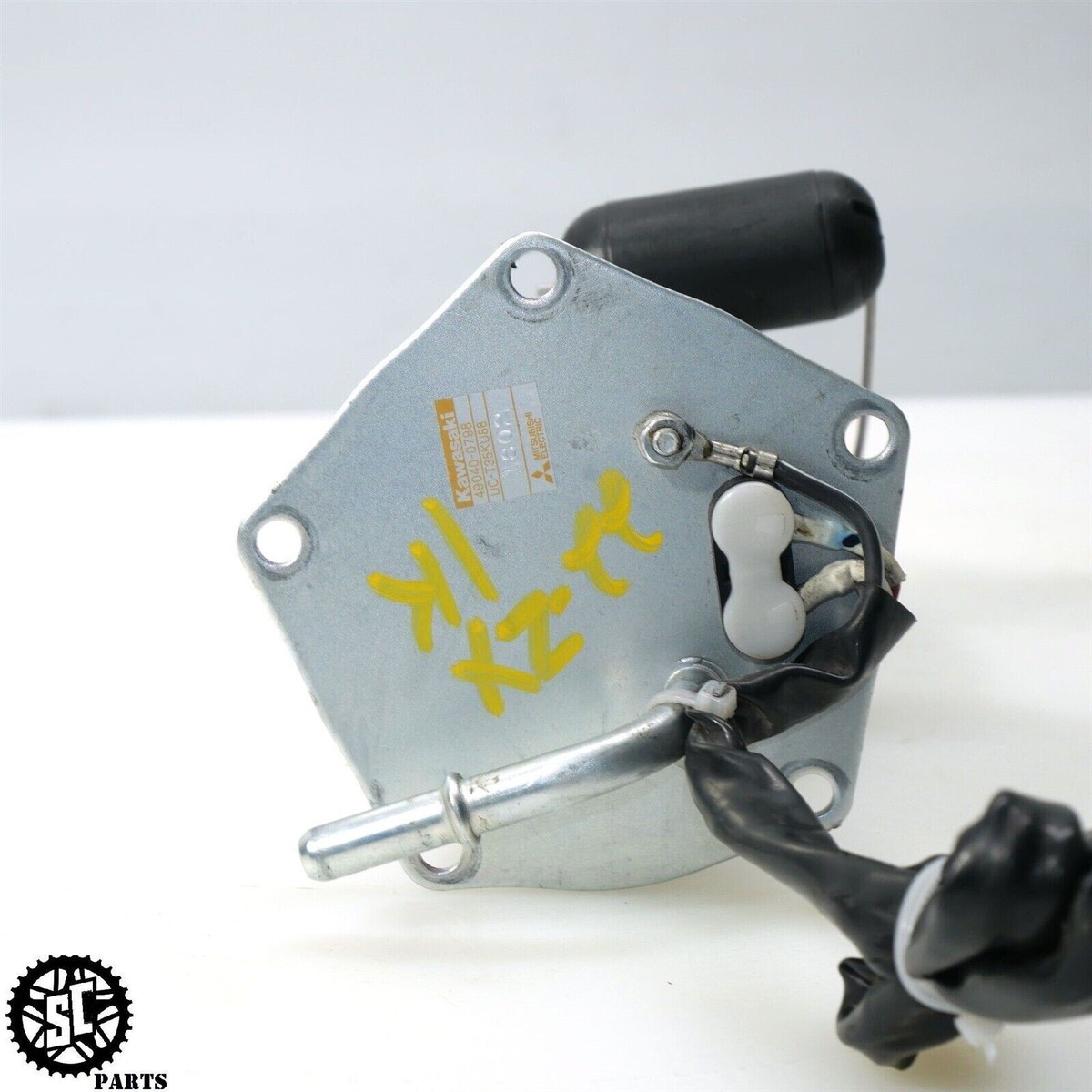 花器 2021-2023 Kawasaki Ninja ZX10R Gas Fuel Pump | OE