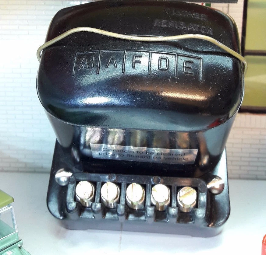 Early Morris Minor VRG352 Triumph Lucas Repro Dynamo Voltage Regulator Box RB106 - Image 3 of 4