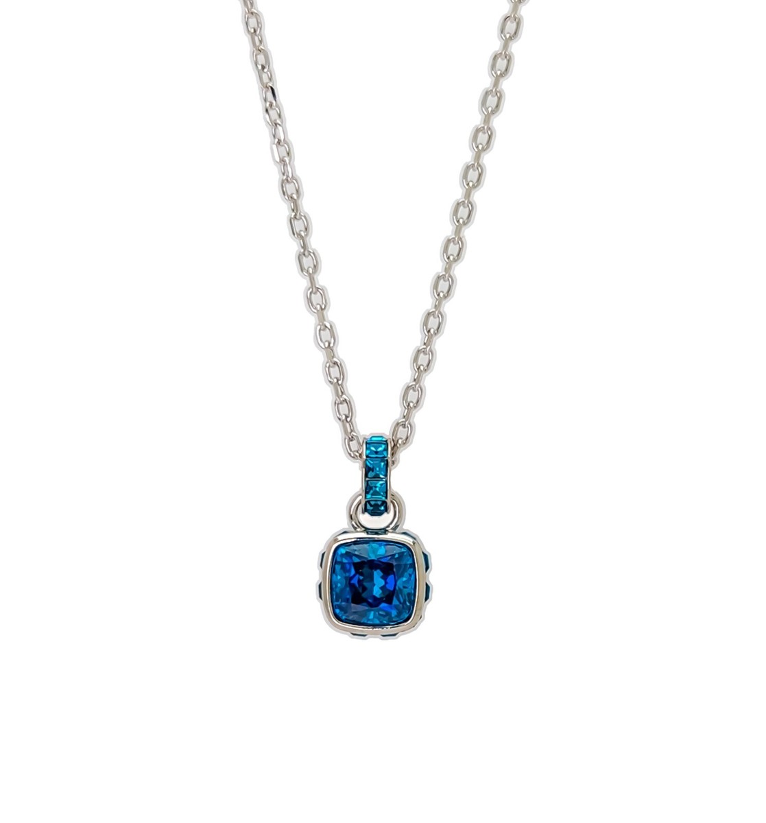 NEW w Box SWAROVSKI Blue Crystal December Birthstone Pendant