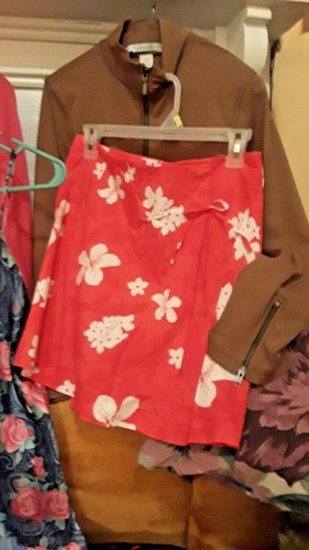 Ladies womens size 10 and 8's  lot. Five (5) pieces. 3 zippers tan jacket