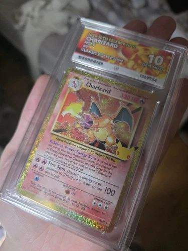 Charizard 4/102 Pokemon 30th Anniversary Classic Collection ACE 10