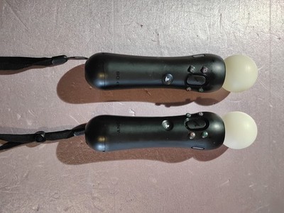 Sony PlayStation Move PS3 2 Motion Controllers