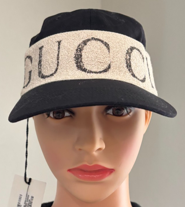 Gucci Black Embroidered Terry Logo Mens Womens Unisex Baseball Hat Cap M  NWT