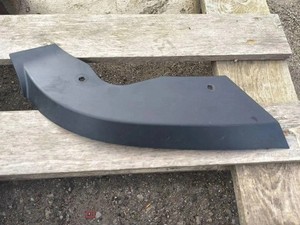 VW TRANSPORTER V T5 Flatbed Scheinwerferverkleidung vorne rechts 34775889