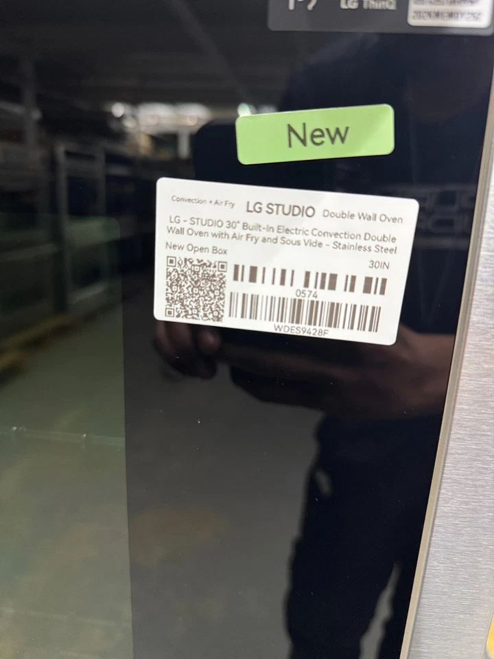 LG - WDES9428F - STUDIO 30" Built-In Electric Convection Double Wall Oven - Image 3 of 4