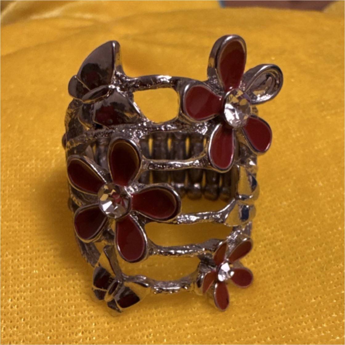 Silver Tone Adjustable Flower Statement Ring with… - image 1