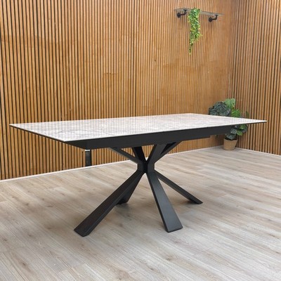 Möbeldorf 'Crete' ausziehbarer Esstisch Keramikplatte klein 140-180 cm NEU