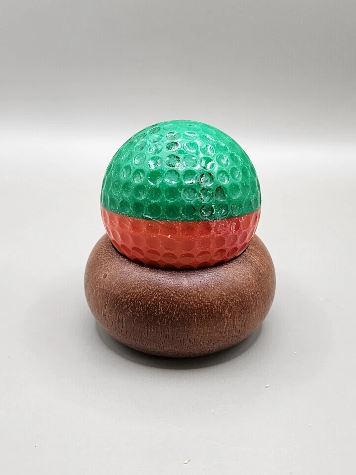 Pelota de Golf Ping Verde y Roja Dos Tonos Ping Coleccionistas Pelota de Exhibición Foto 2 de 4