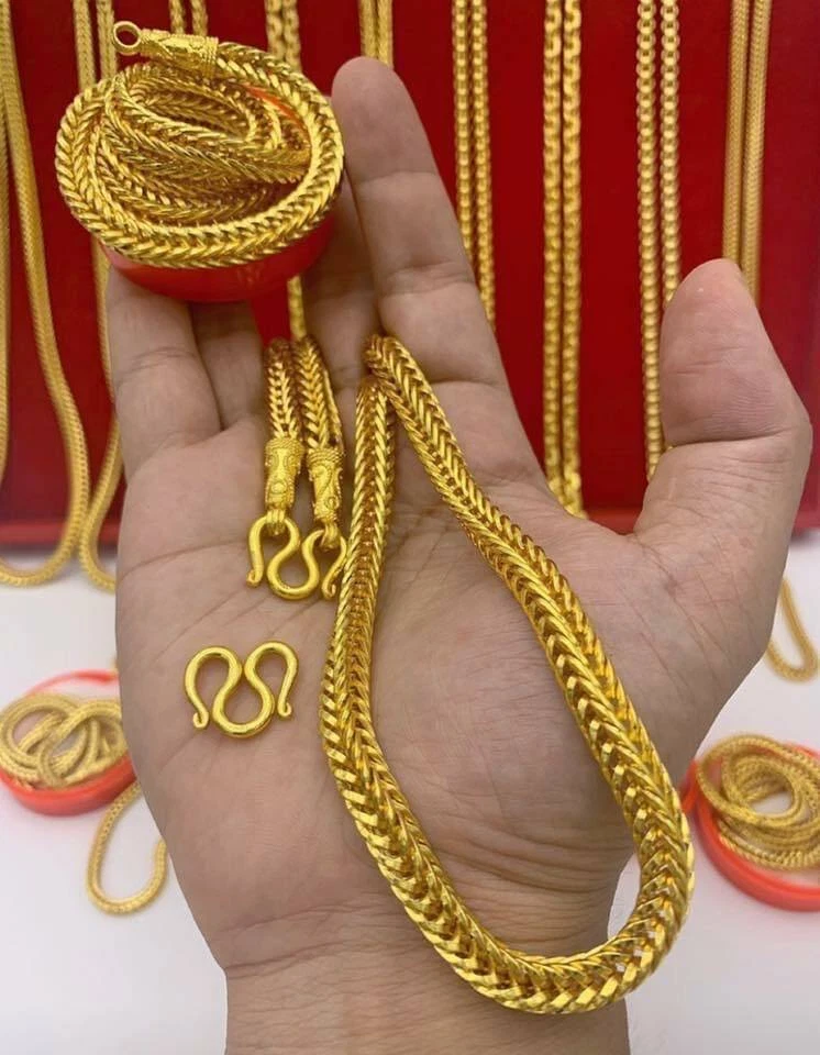 Cost of a gold chain store