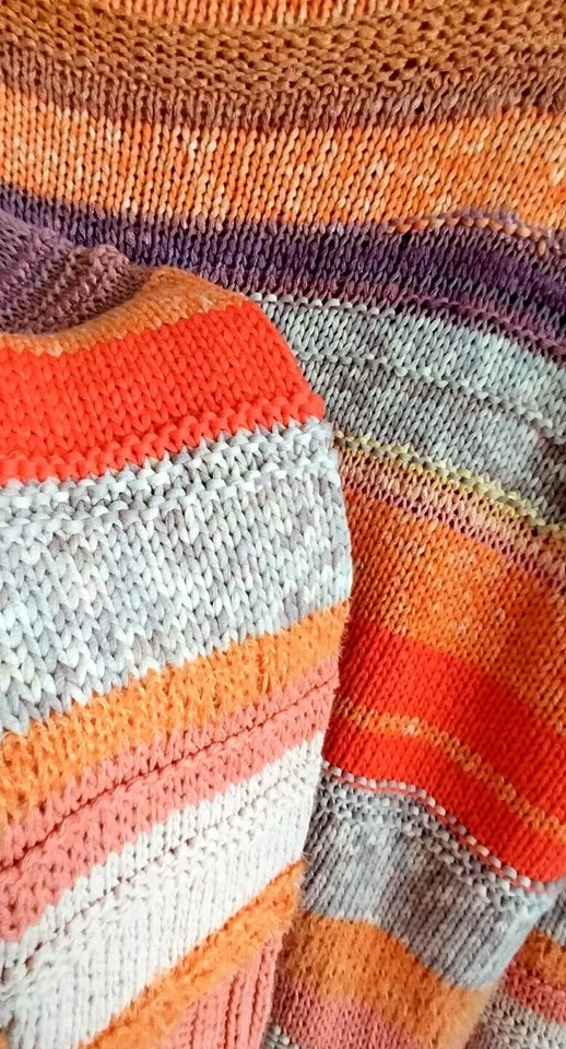 New handmade knitted silk and cotton sweater - Image 2 of 4