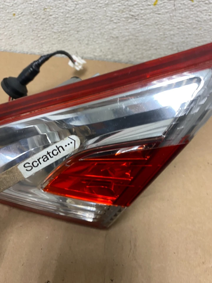Luz trasera interior lateral derecha Nissan Murano 2011-2014 pasajero OEM N1089 GD Foto 4 de 4