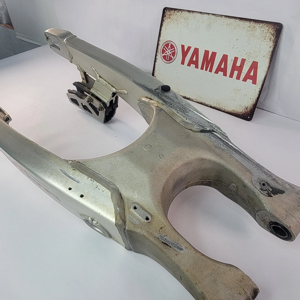 Suspensão braço oscilante Yamaha YZ450F 2004 2003-2004 5UN-22110-00-00 - Imagem 3 de 4