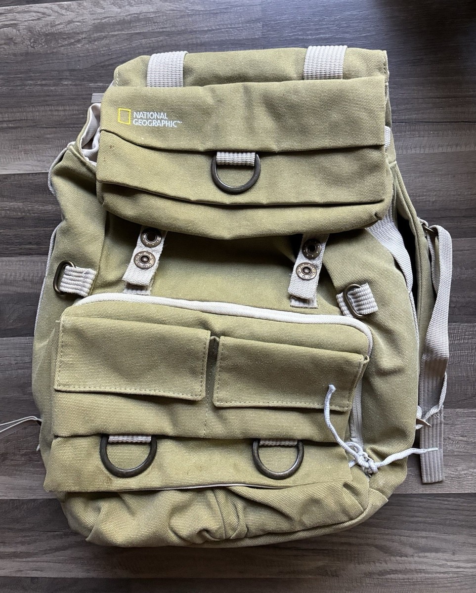 National Geographic Earth Explorer Medium Backpack Camera Bag EUC
