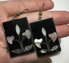 Vintage Silver t Mother of Pearl MOP Abalone Shell Inlay Flower Dangle Earrings