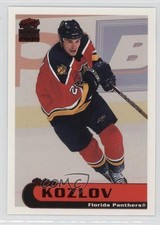 1999-00 Pacific Paramount Red Viktor Kozlov #100 t3w